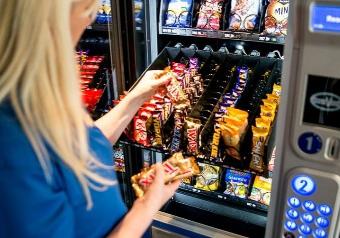 vending-machine-stocking